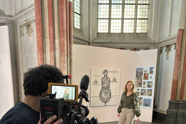 Ver & Nabij |
Thuis voor de buis!