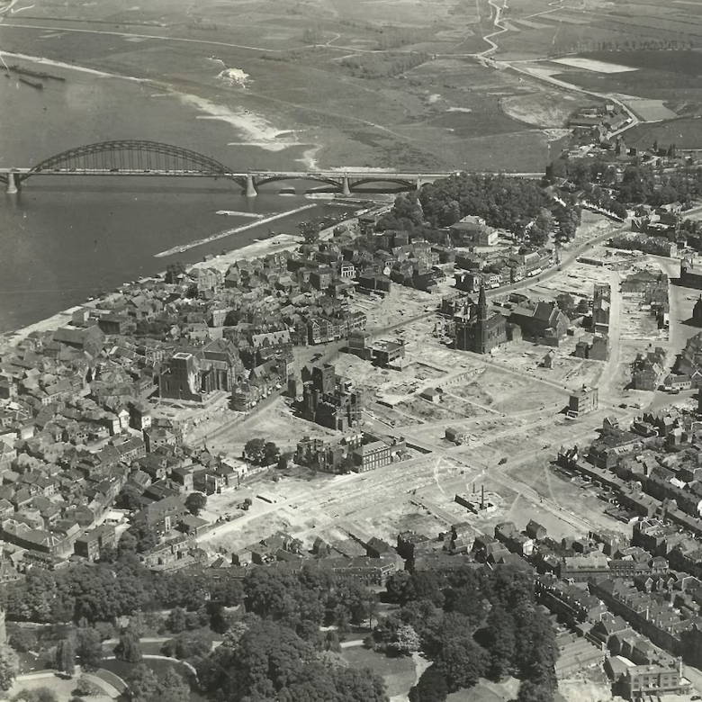 Hoe het bombardement de stad tekent
